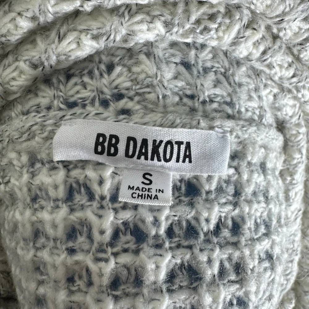 BB Dakota Soft Grey Cowl Neck Sweater - Picture 3 of 5
